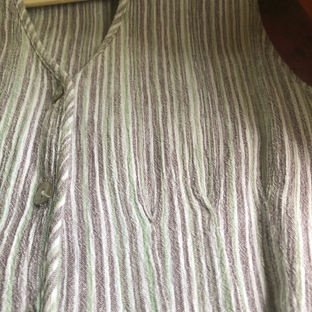 Light linen vest - Picture 2 of 7